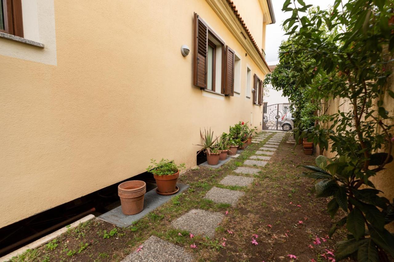 Theo'S Rooms Olbia Exterior foto