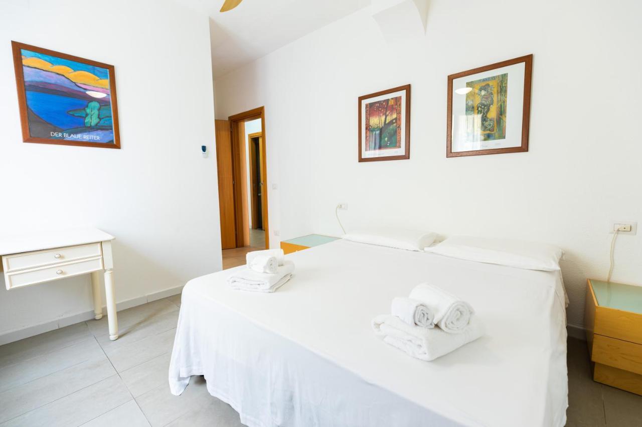 Theo'S Rooms Olbia Exterior foto