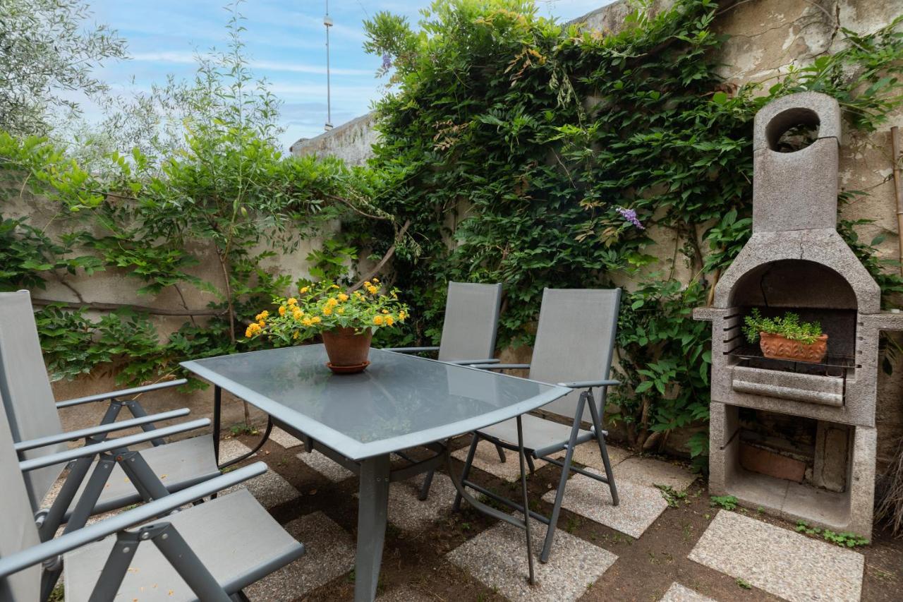 Theo'S Rooms Olbia Exterior foto